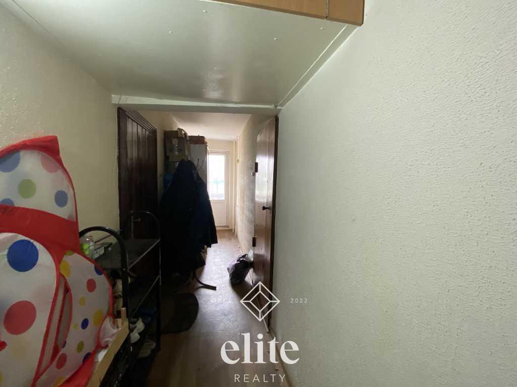 elite realty image