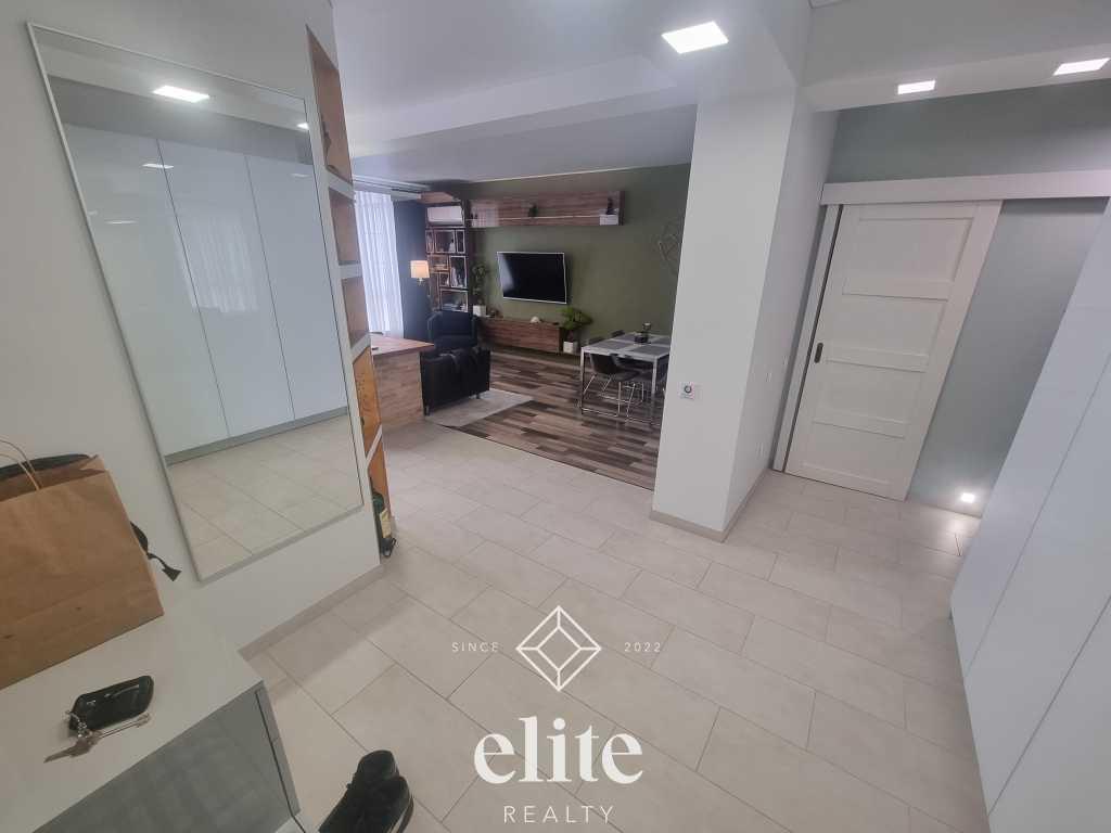 elite realty image