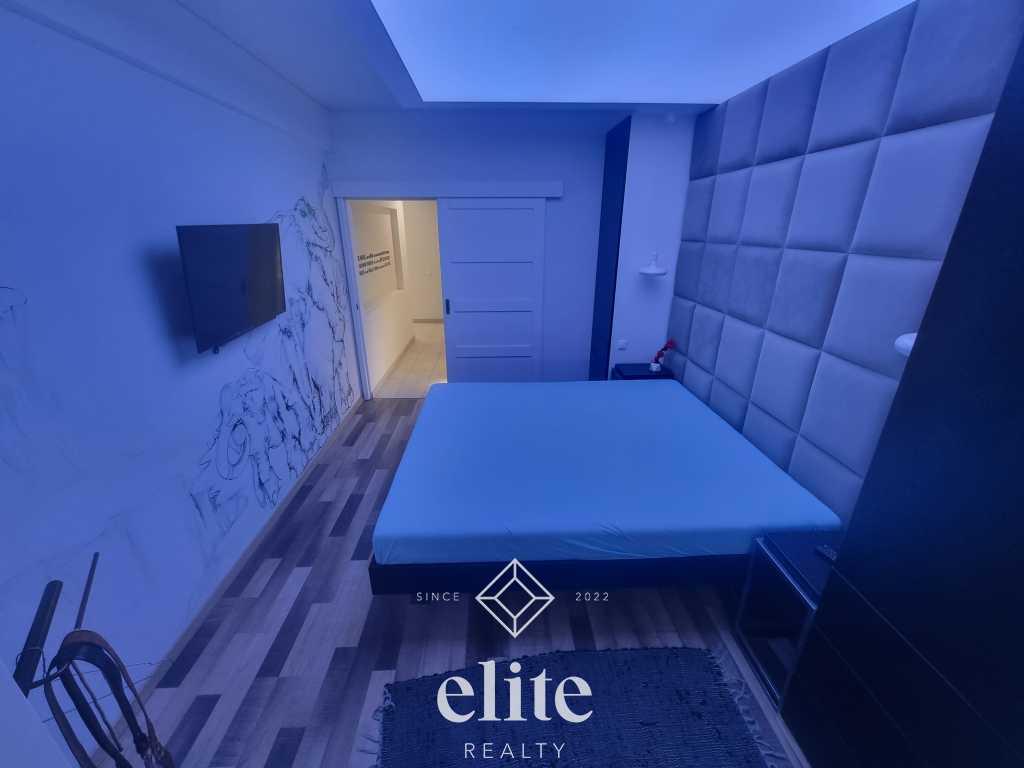 elite realty image