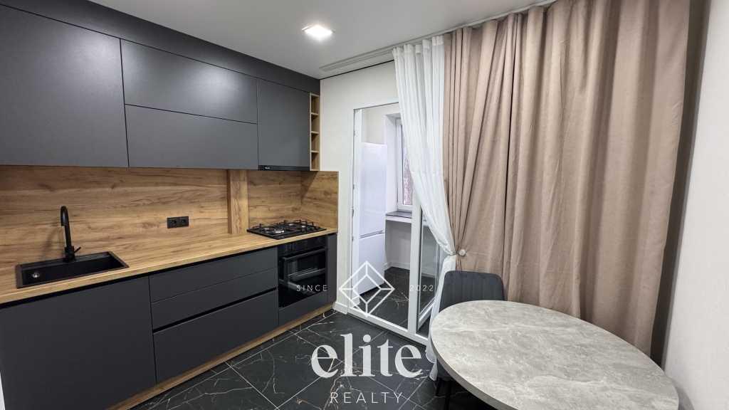 elite realty image