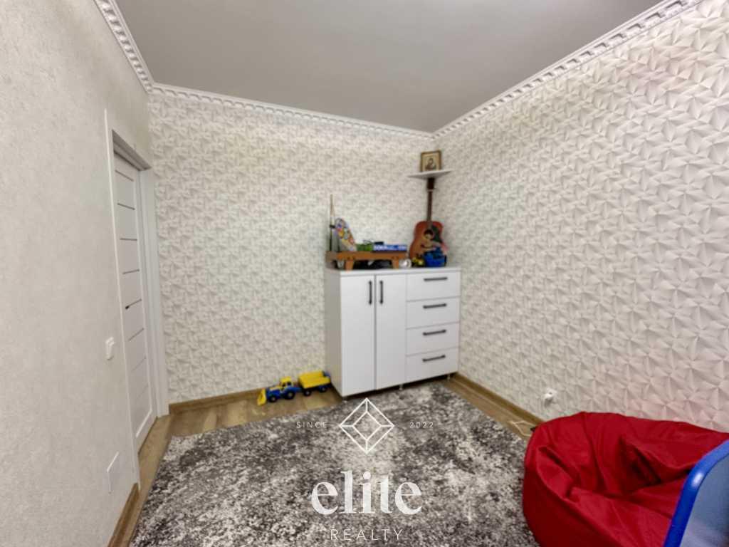 elite realty image