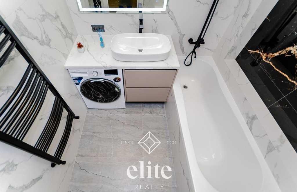 elite realty image
