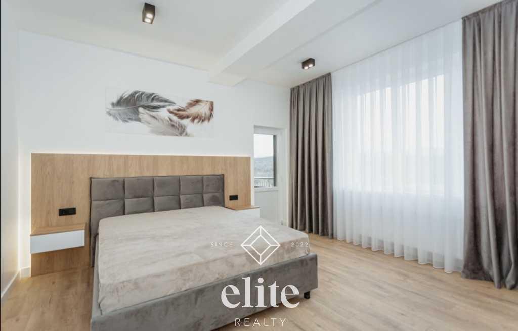 elite realty image