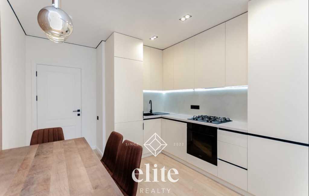 elite realty image