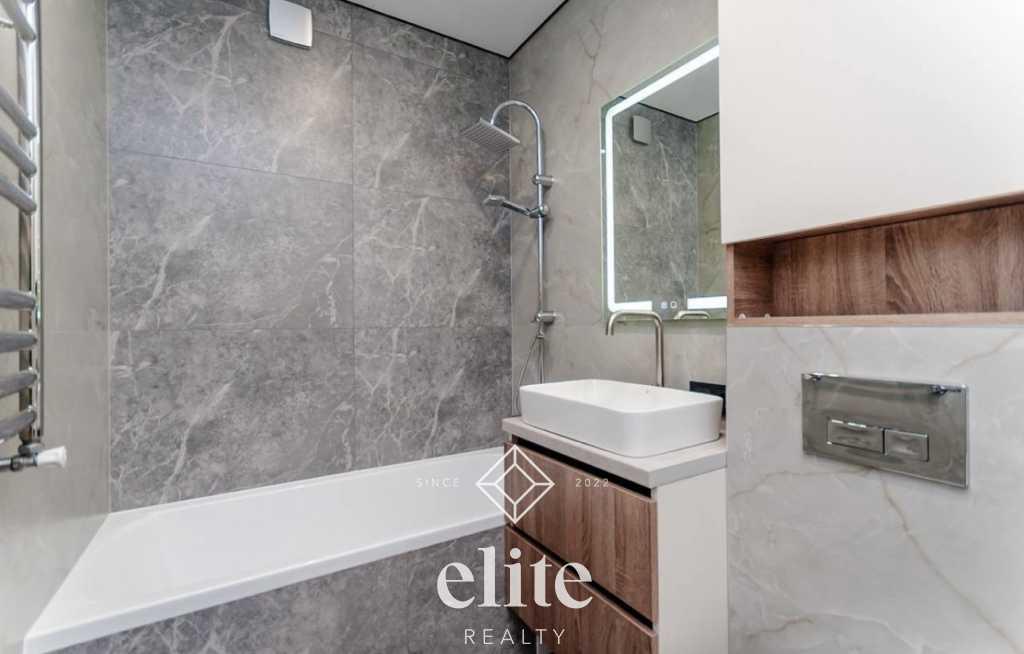 elite realty image