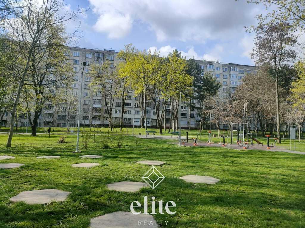 elite realty image