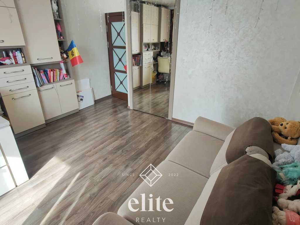 elite realty image