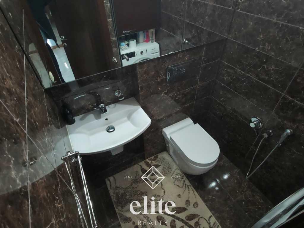 elite realty image