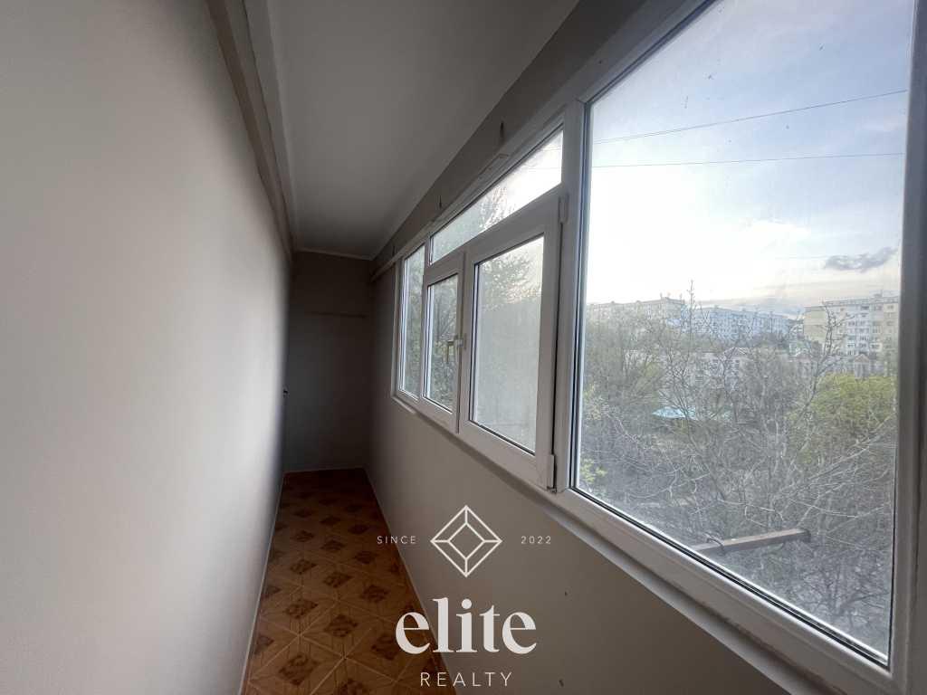 elite realty image