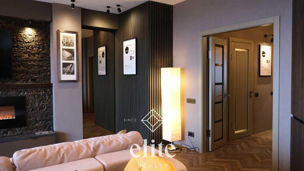 elite realty image
