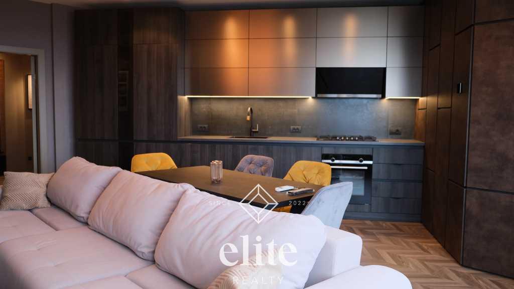 elite realty image