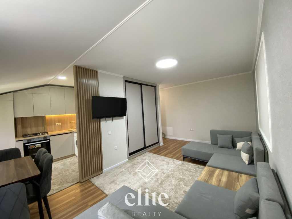 elite realty image