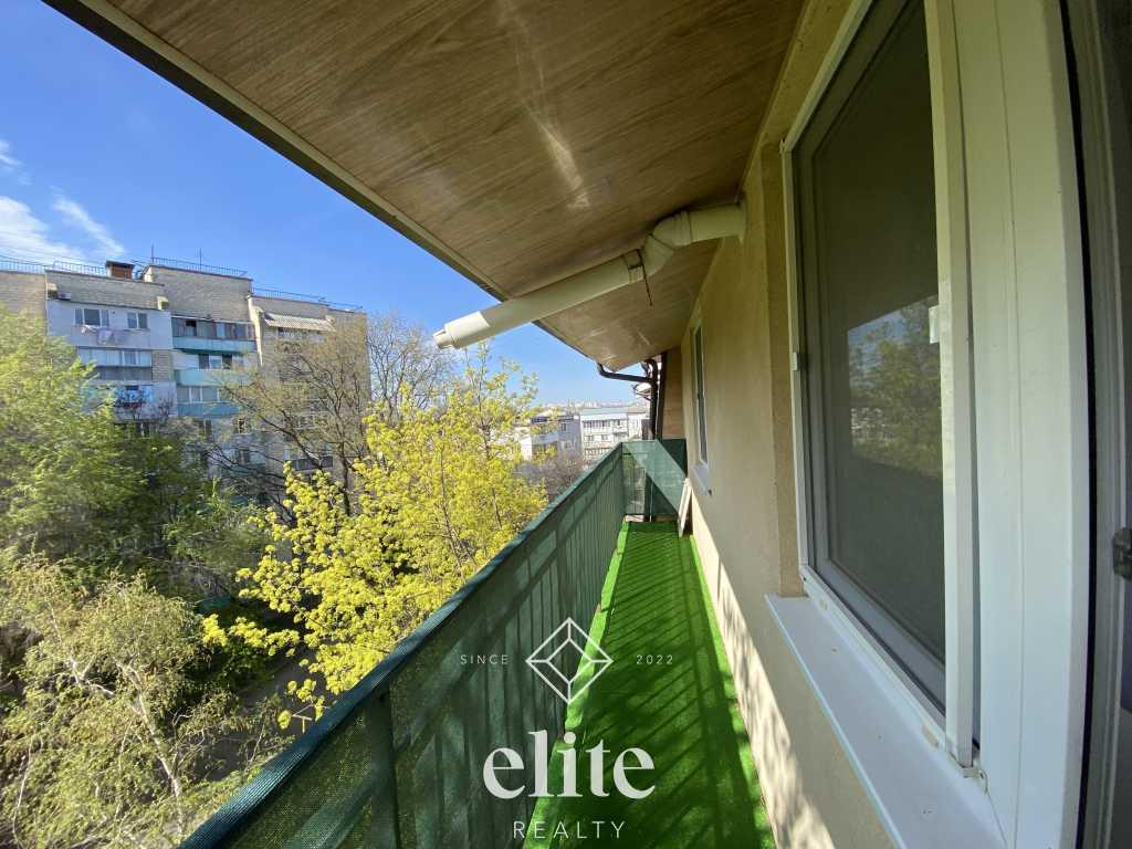 elite realty image