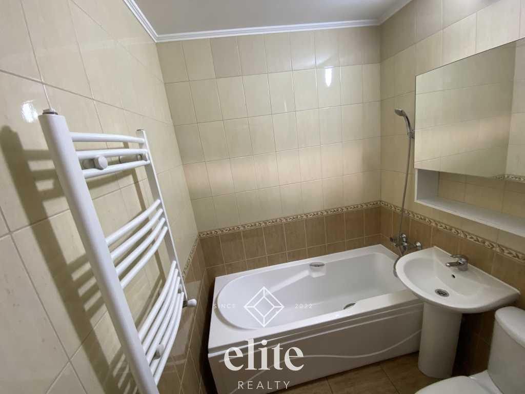 elite realty image