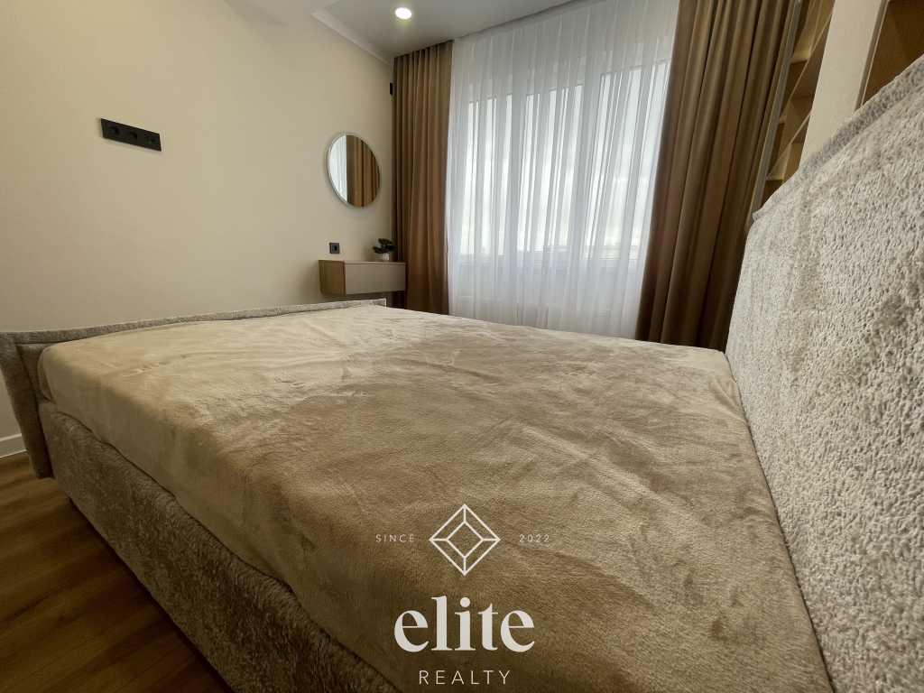 elite realty image