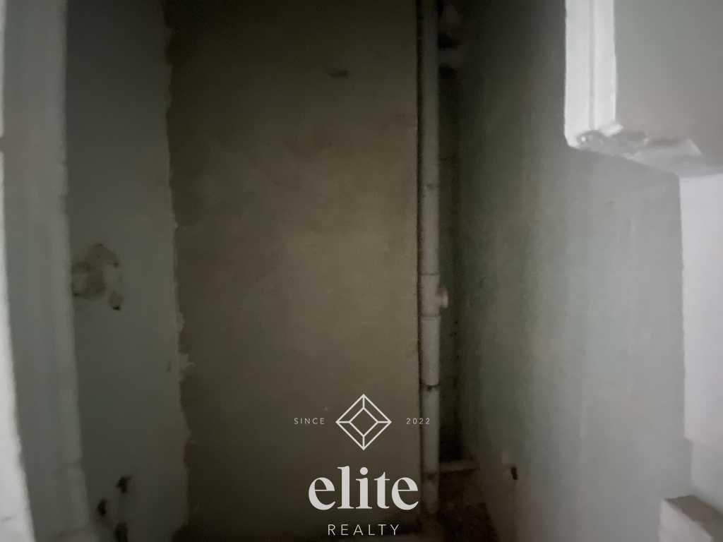elite realty image