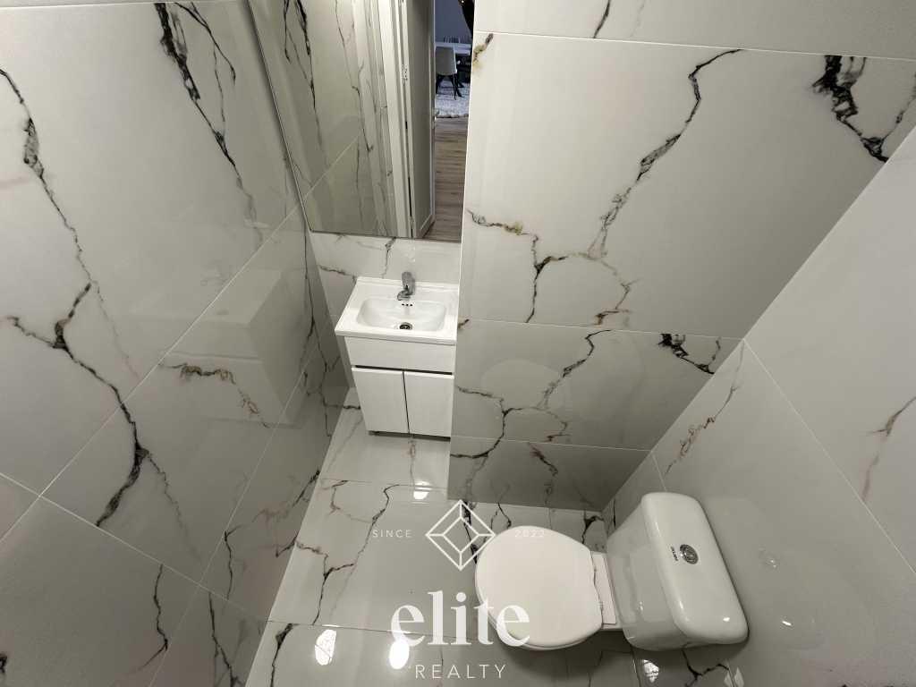 elite realty image