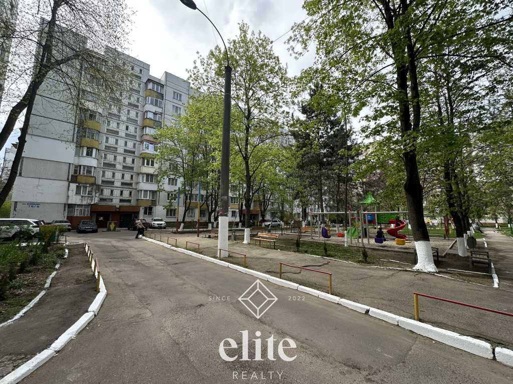 elite realty image