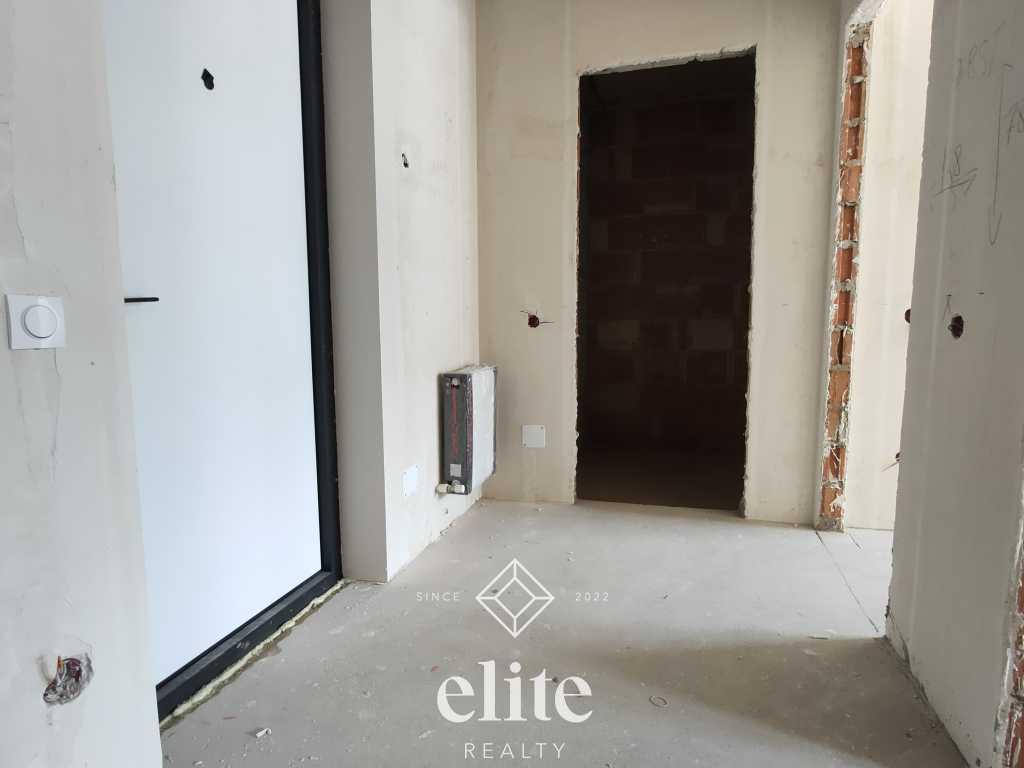 elite realty image