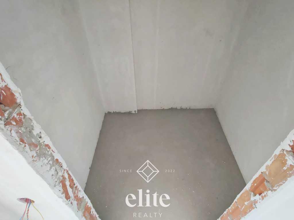 elite realty image
