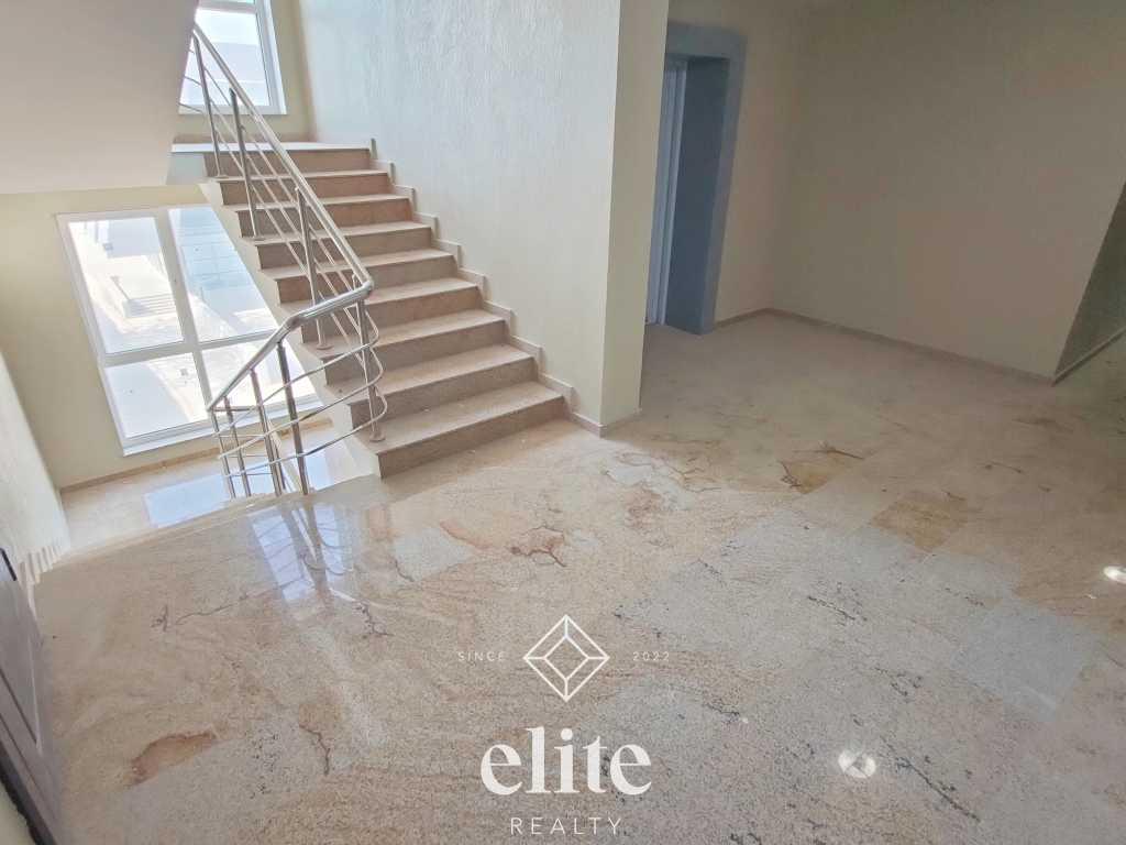 elite realty image