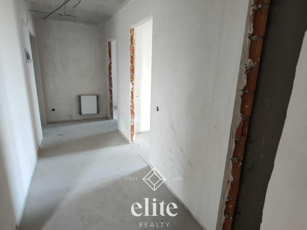 elite realty image