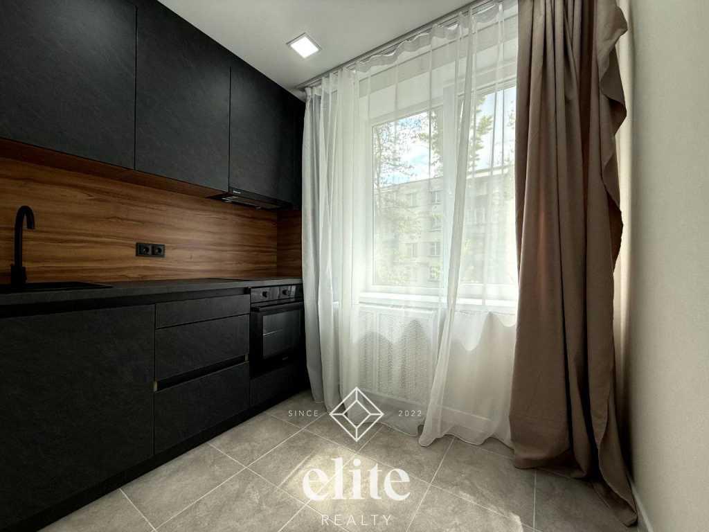 elite realty image