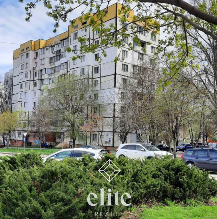 elite realty image