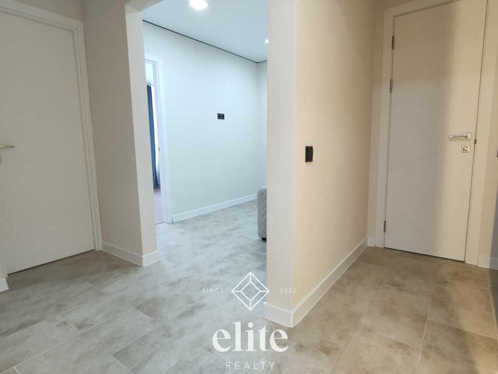 elite realty image