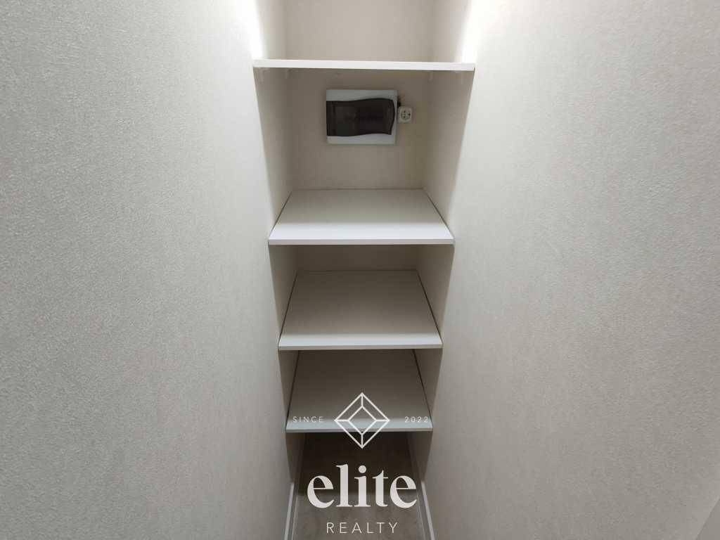 elite realty image
