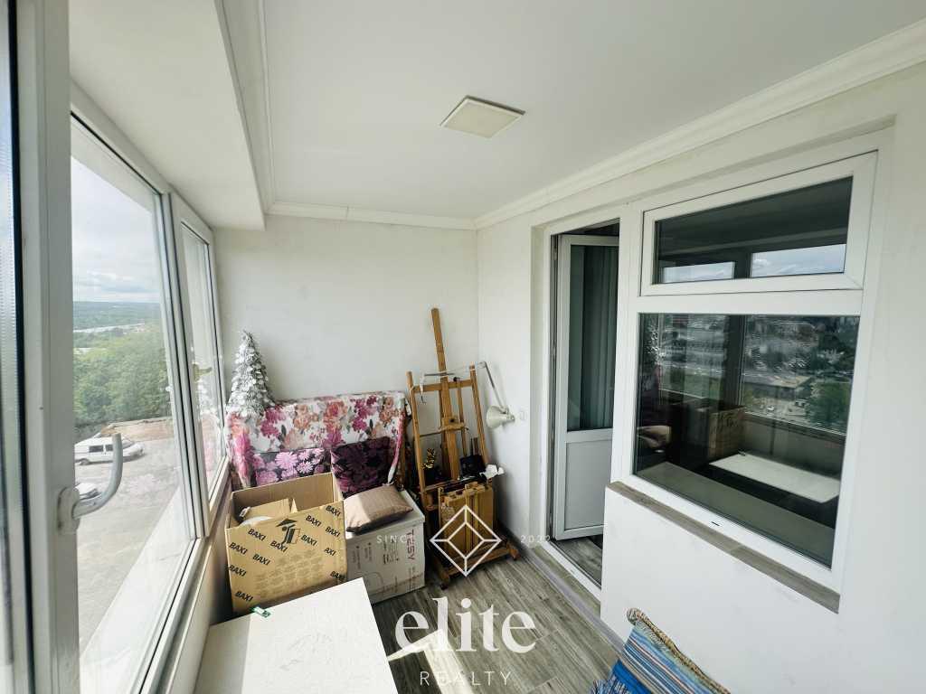 elite realty image