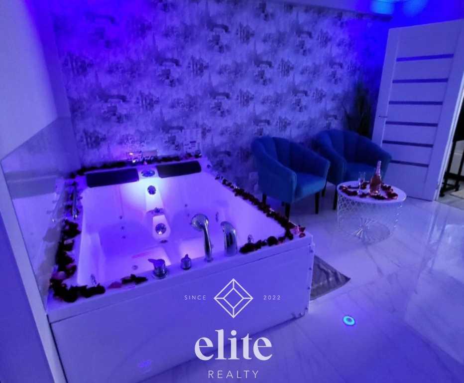 elite realty image