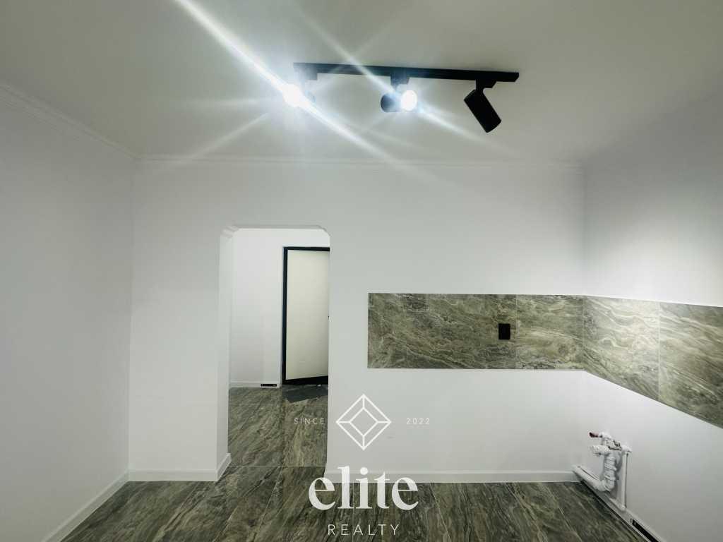 elite realty image