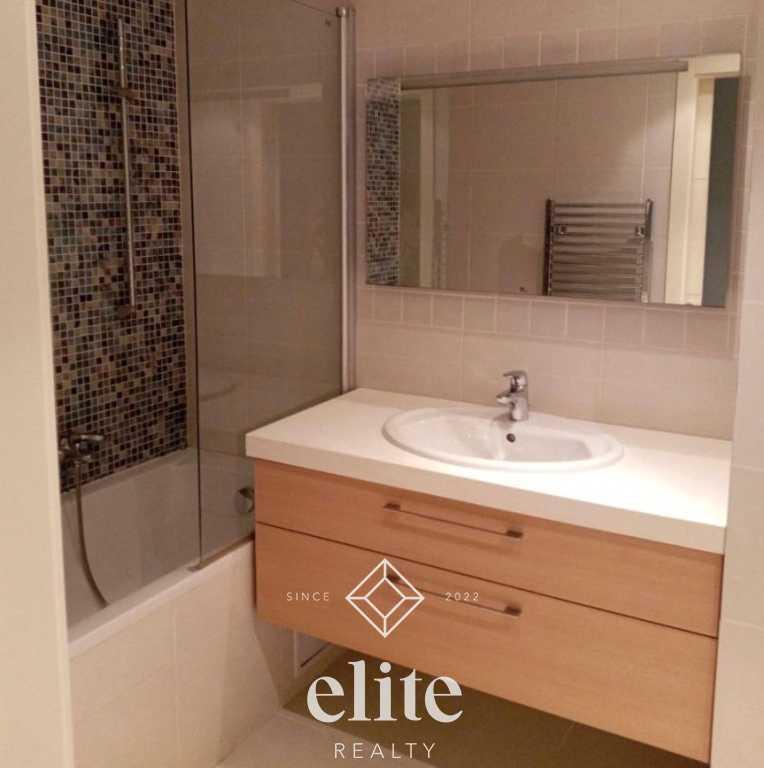 elite realty image