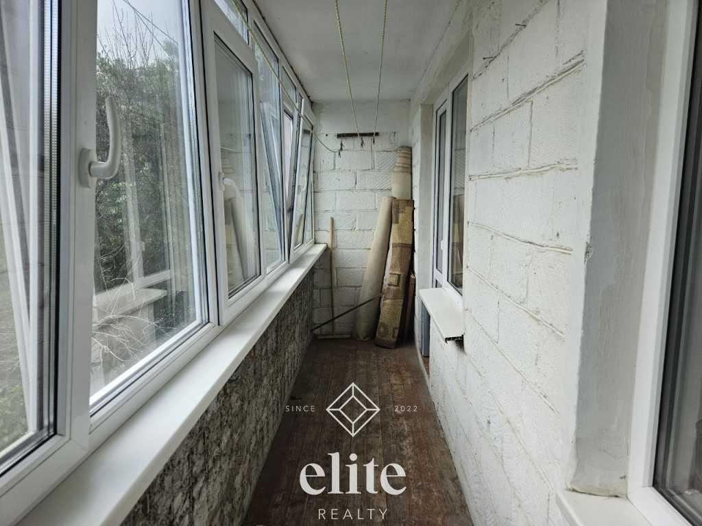 elite realty image