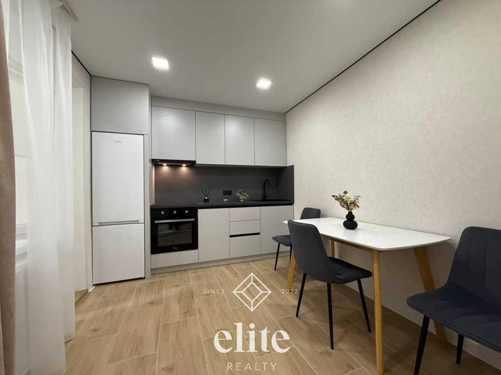 elite realty image