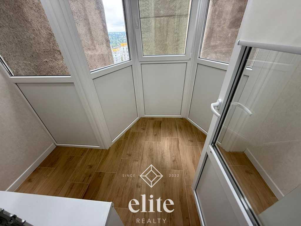 elite realty image
