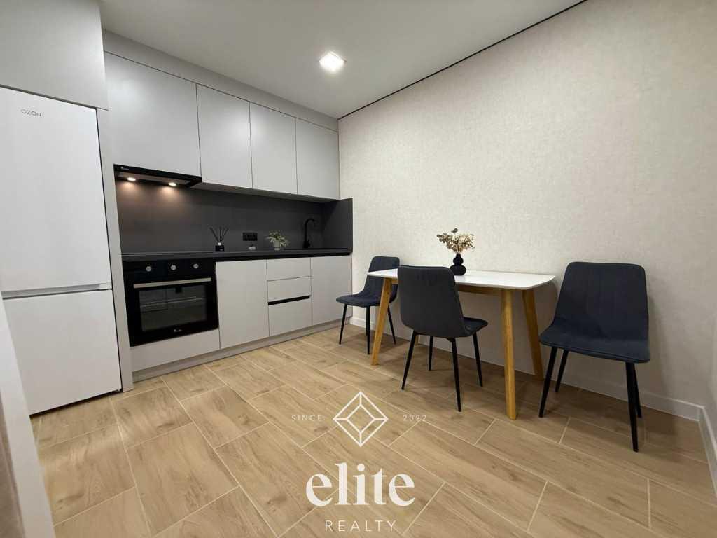 elite realty image