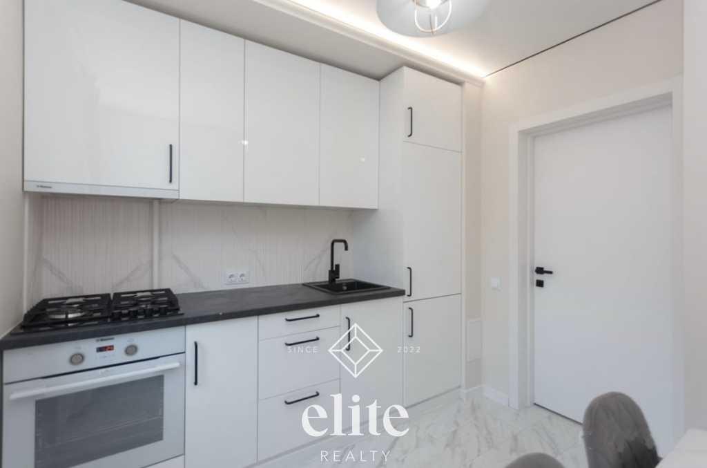 elite realty image