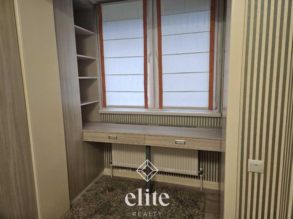elite realty image