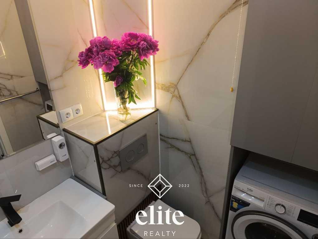 elite realty image