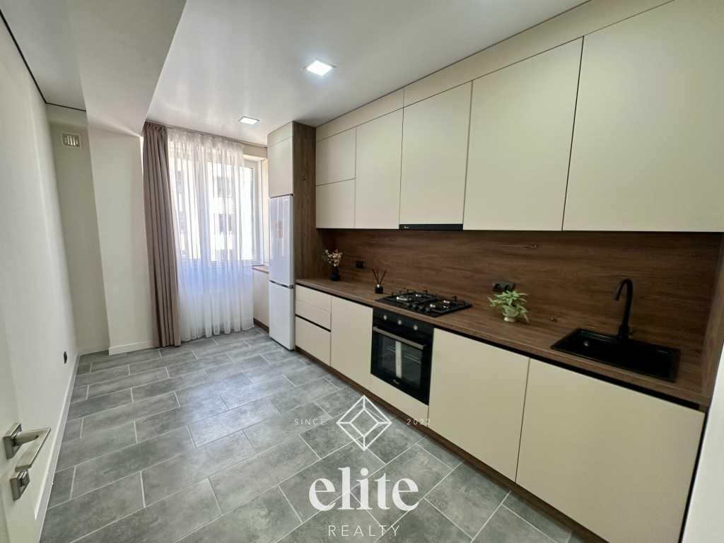 elite realty image