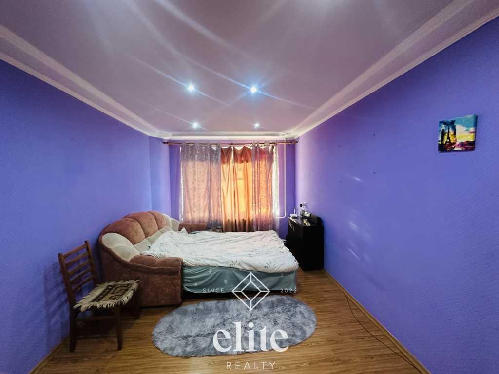 elite realty image