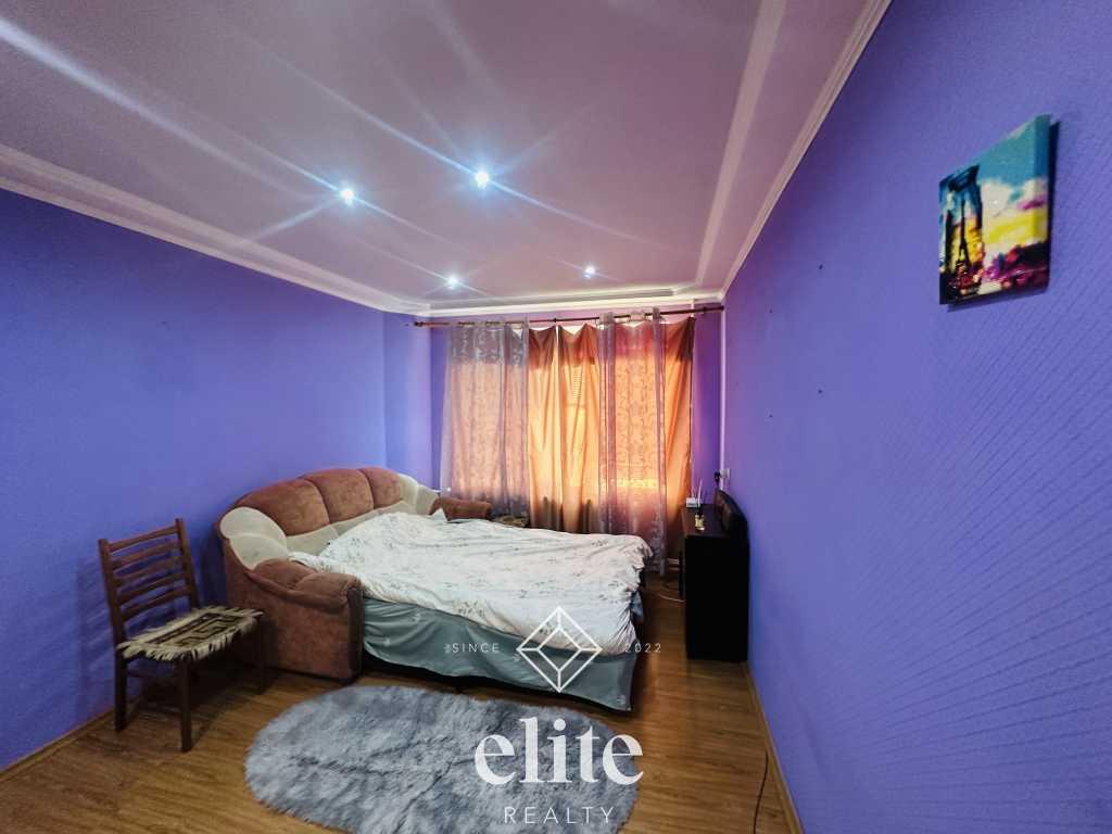elite realty image