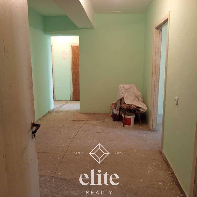 elite realty image