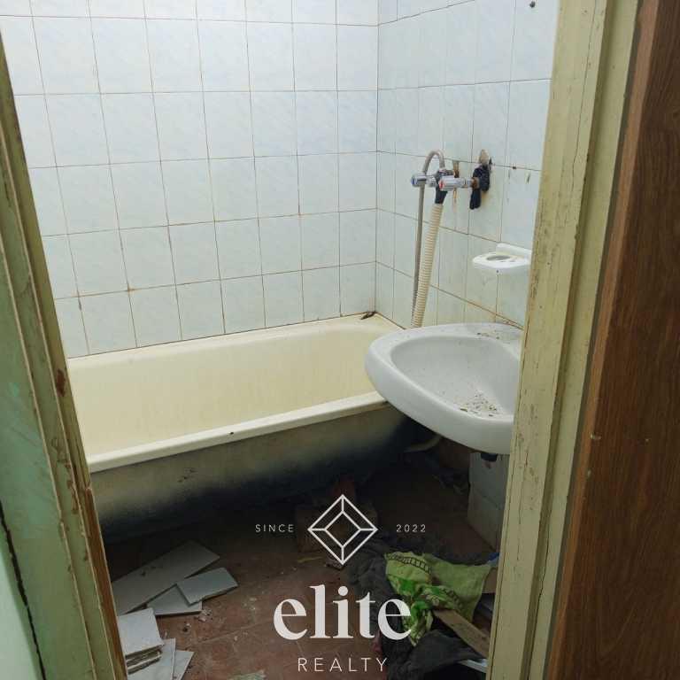 elite realty image