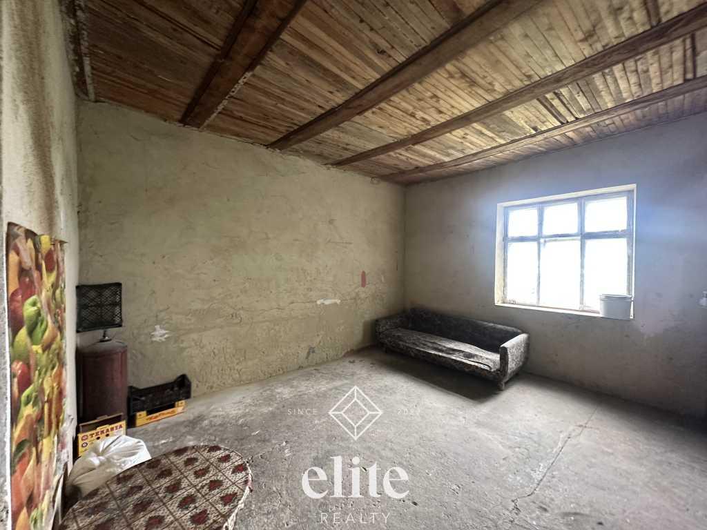 elite realty image