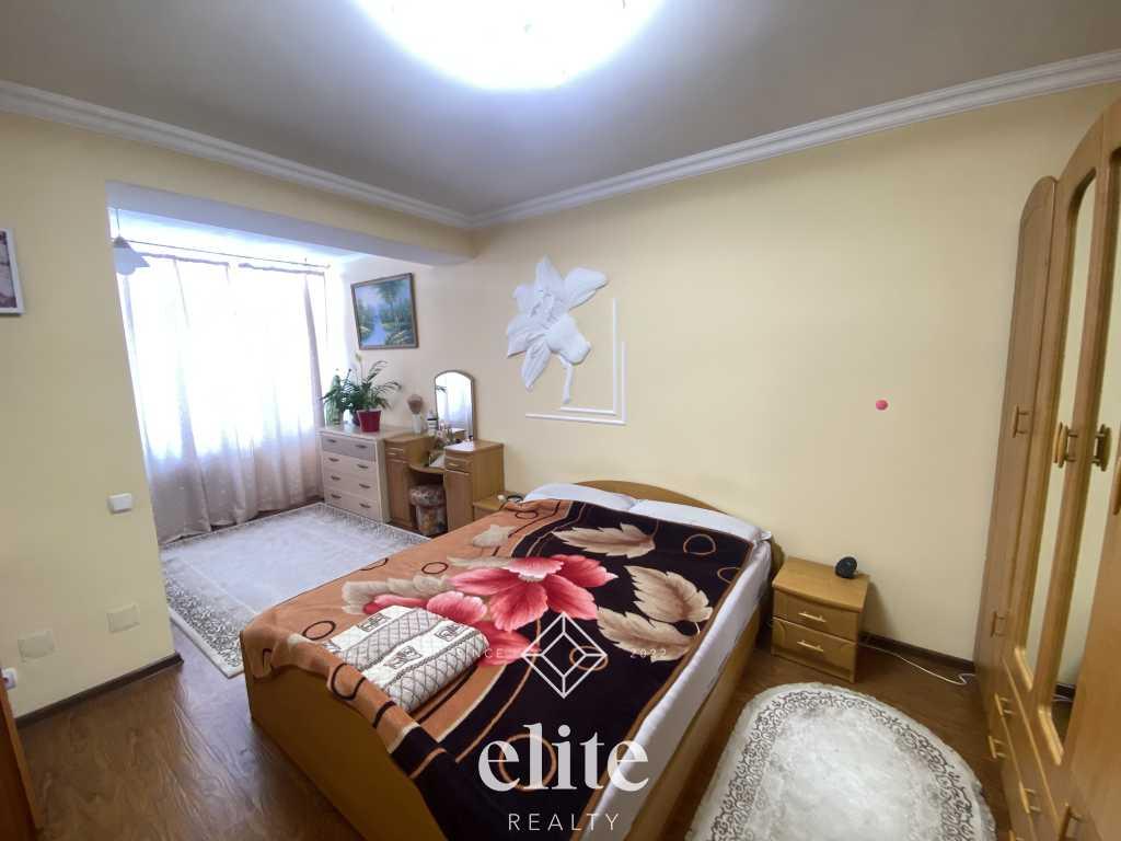 elite realty image