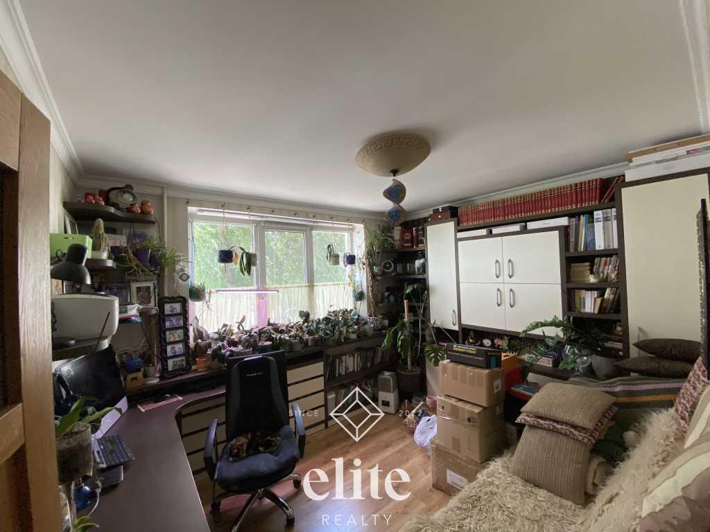 elite realty image