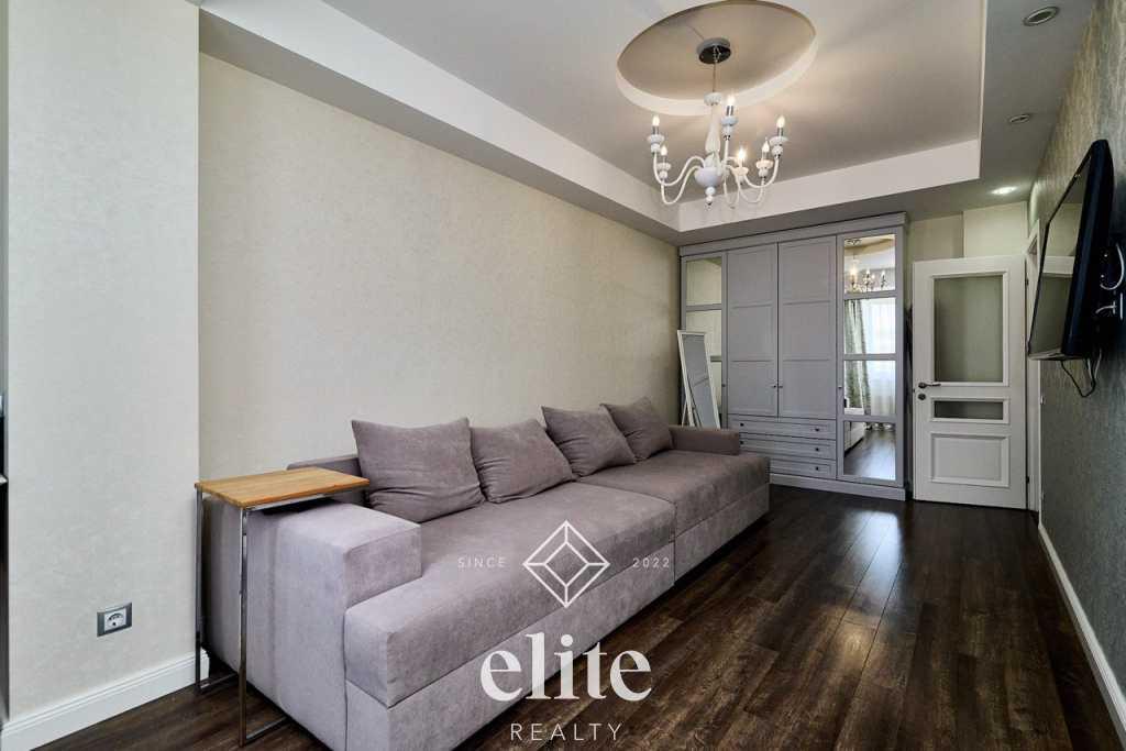 elite realty image